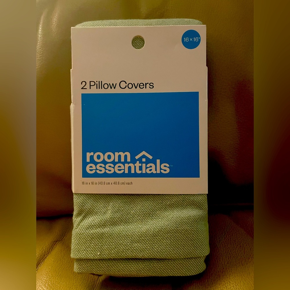 Room Essentials Green Pillow Covers New 16” x 16”